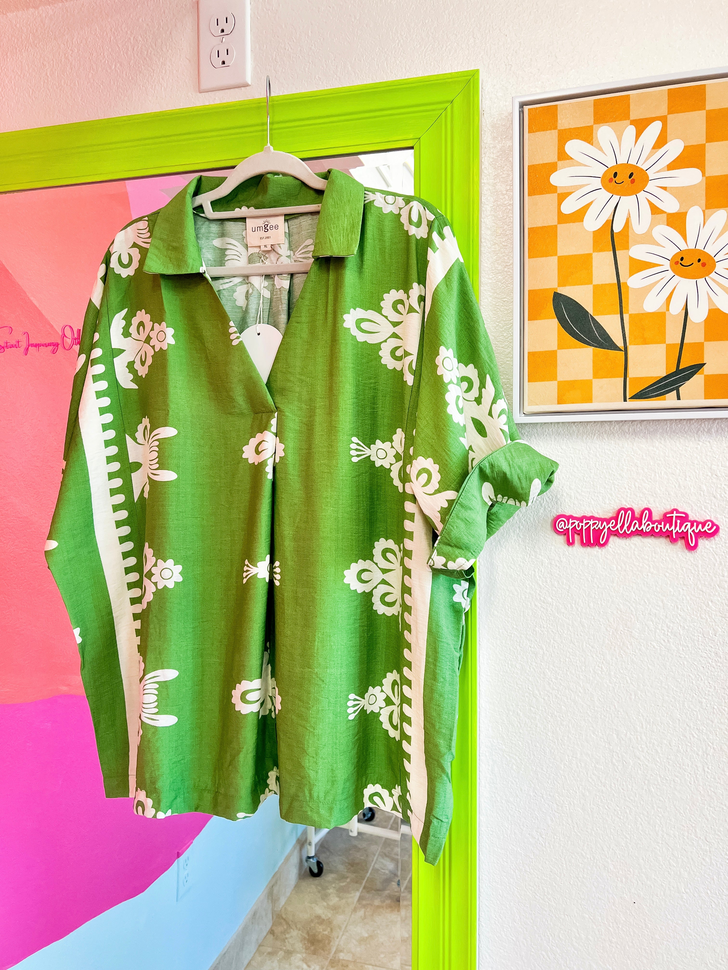 Kelly Collared Blouse (XL-2X)