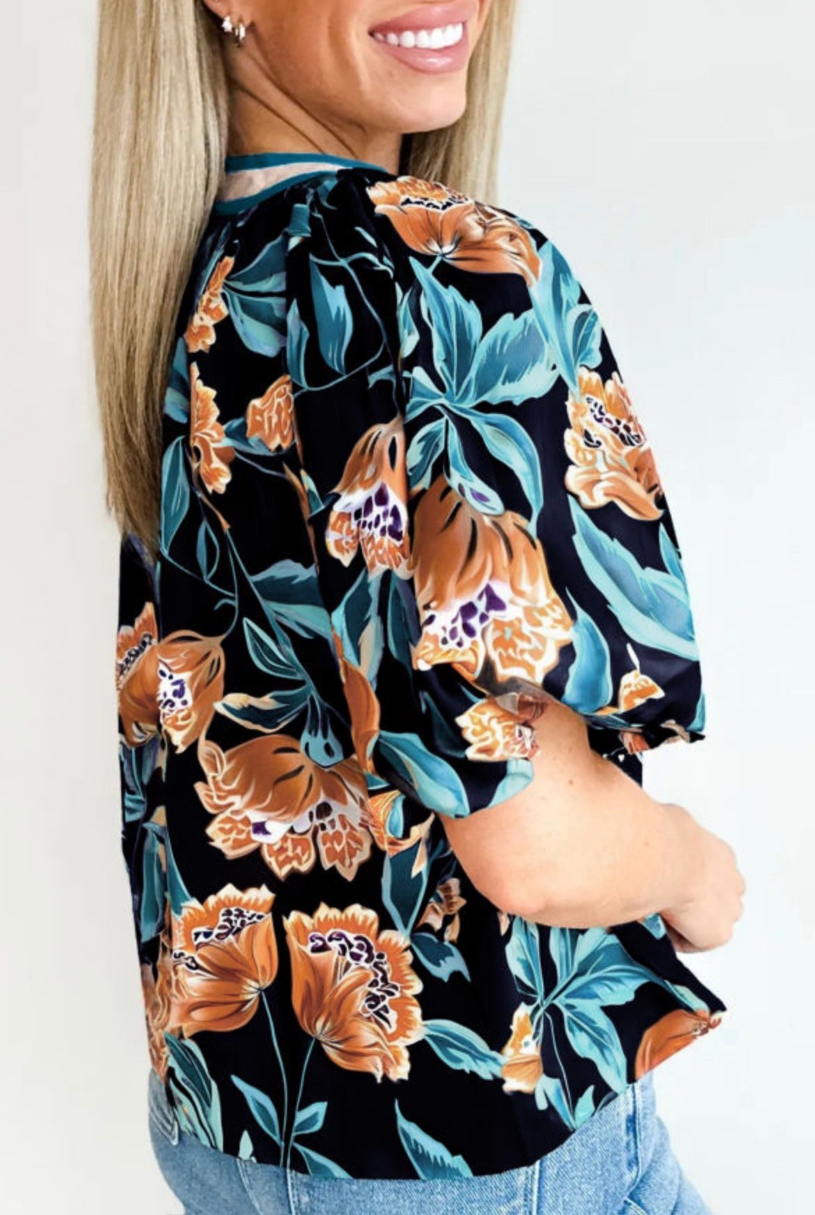 Black Floral Bubble Sleeve Blouse (S-XL)